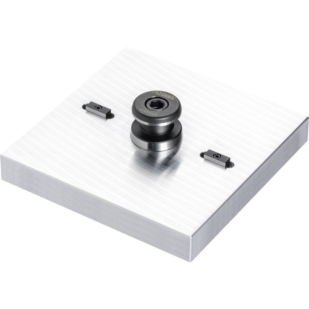 Interchangeable pallet 1 clamping point