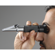 Hand-held refractometer 0-32% Brix